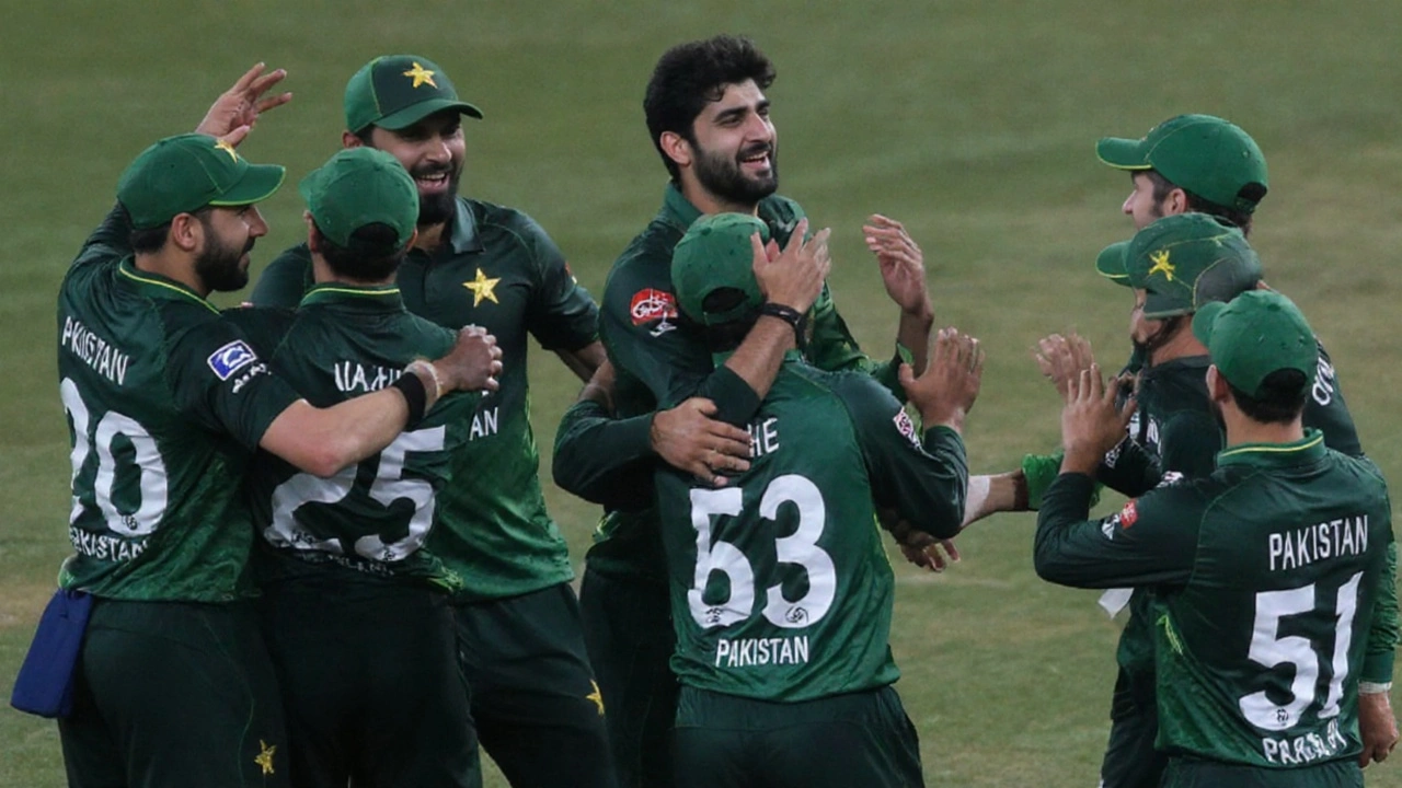 Asia Cup 2025: भारत बनाम श्रीलंका – दुबई में सुपर फोर का अंतिम मैच, लाइन‑अप और पिच रिपोर्ट